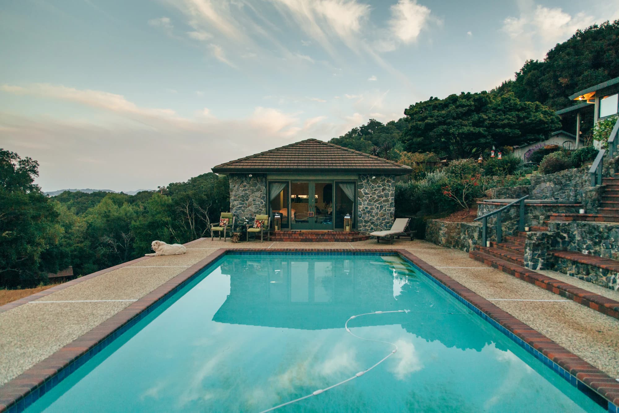 Pool & Building Amenities — 4