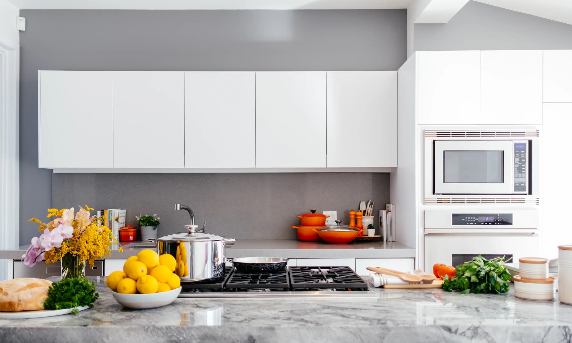 Kitchens & Dining