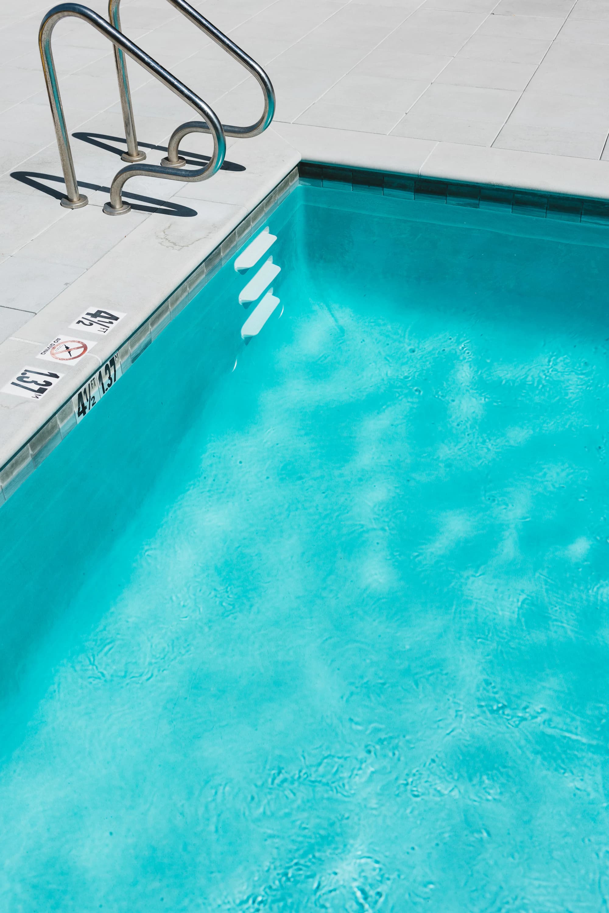 Pool & Building Amenities — 6