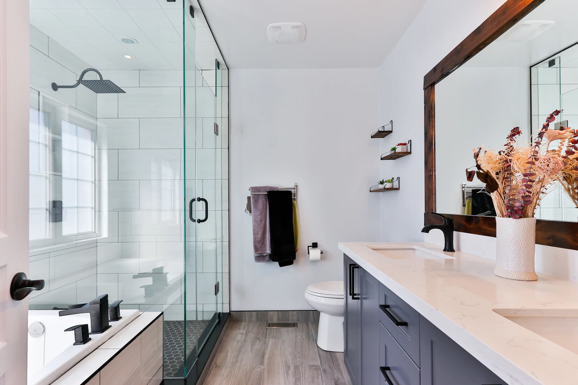 A clean, bright bathroom