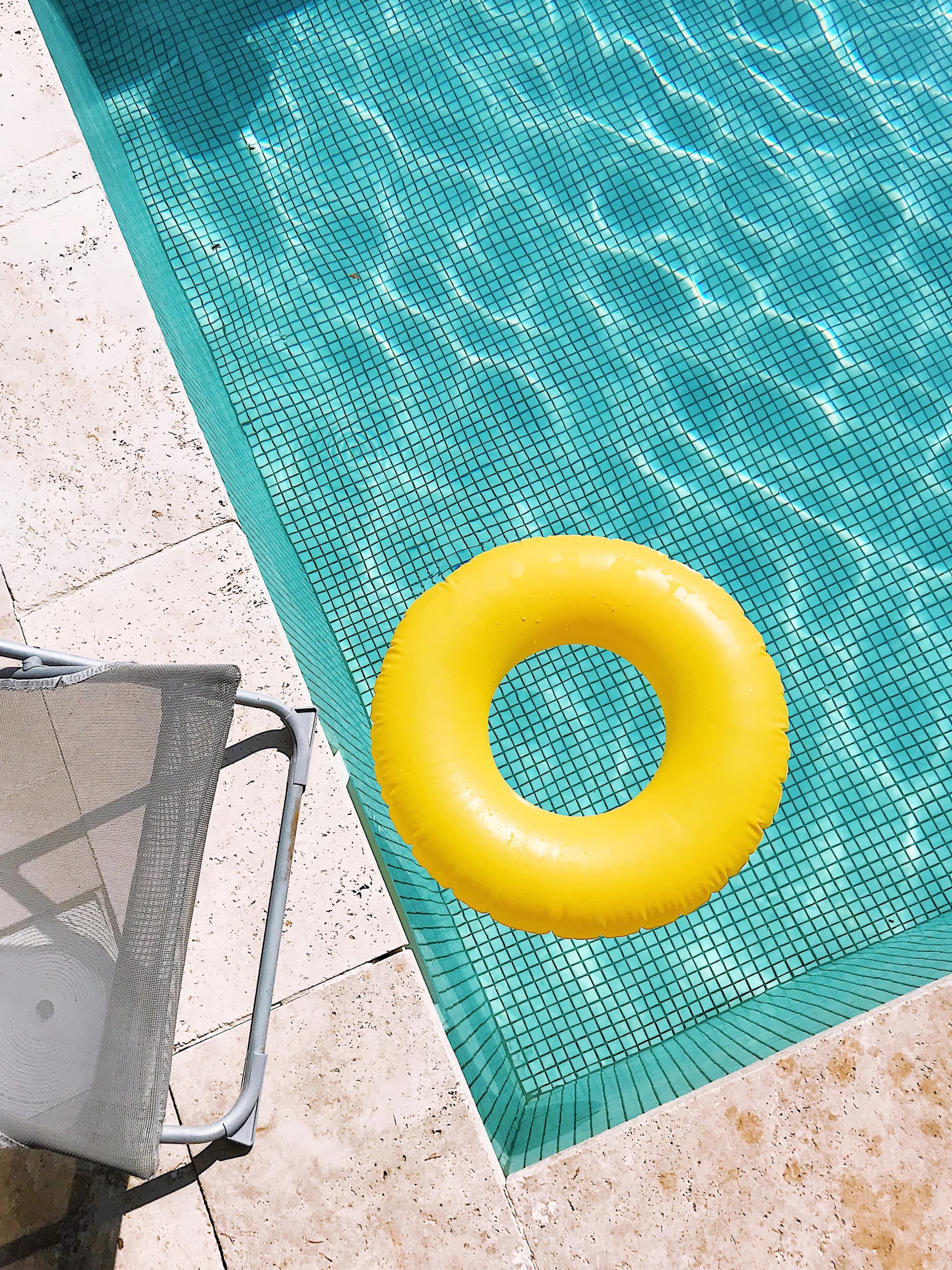Pool & Building Amenities — 3
